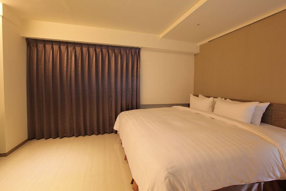 Nest Hotel Kaohsiung Exterior foto