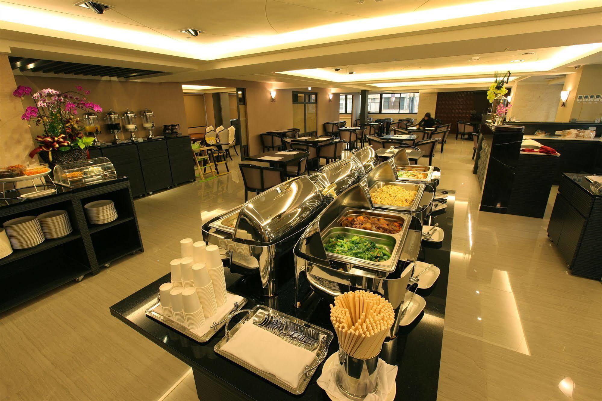 Nest Hotel Kaohsiung Exterior foto