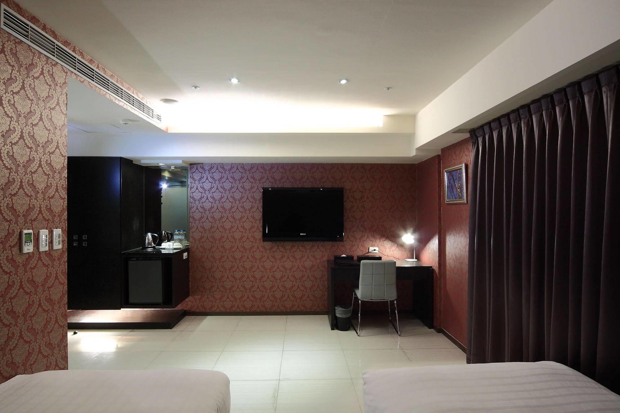 Nest Hotel Kaohsiung Exterior foto